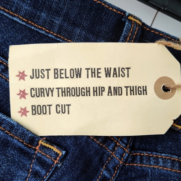 LUCKY BRAND Sophia Boot Cut Ankle Jeans size 8/29 - Picture 4 of 5